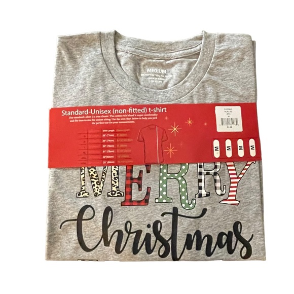 NWT 1-$6 2-$10 3-$12 Merry Christmas Y’all Tshirt
Mix/Match- any style/size - Picture 4 of 5